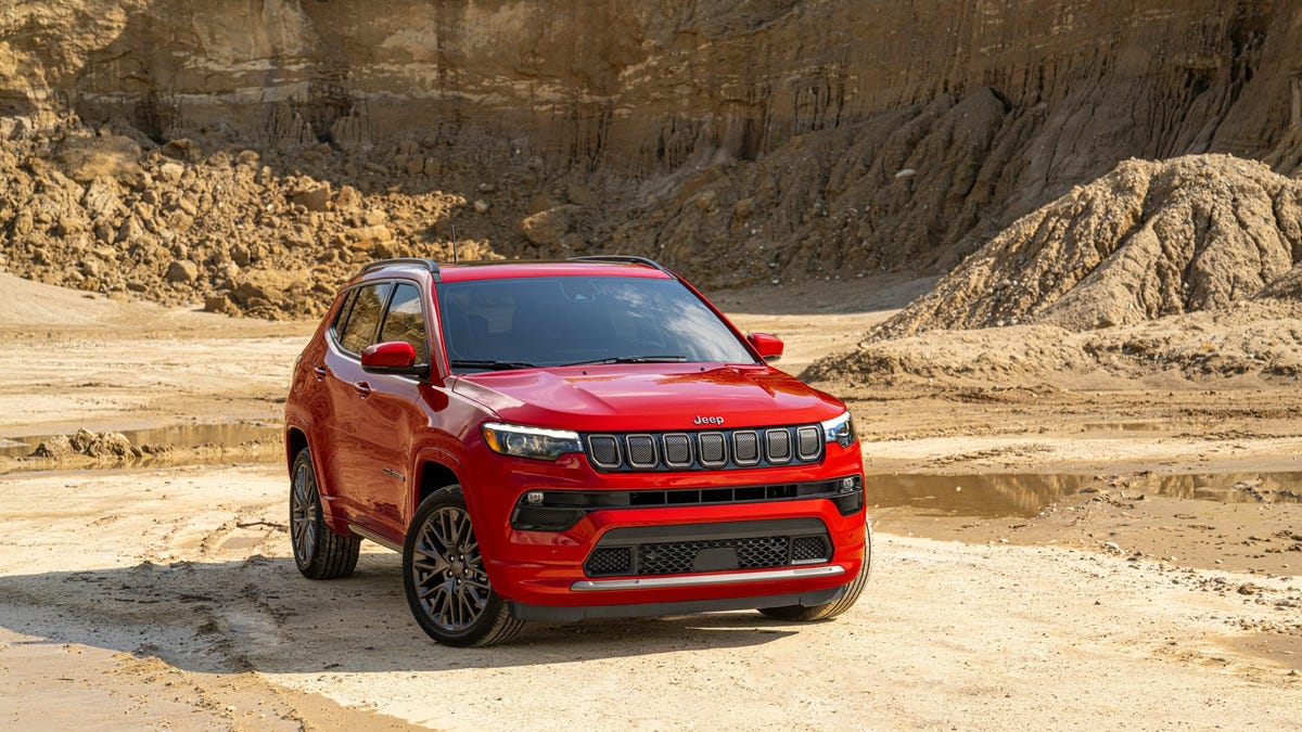 The Jeep Compass Is Set to Get 270 Horsepower for 2023