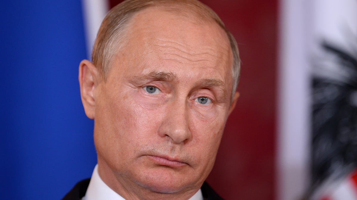 Vladimir Putin Pushes Russia To Make Consoles To Compete With PlayStation And Xbox