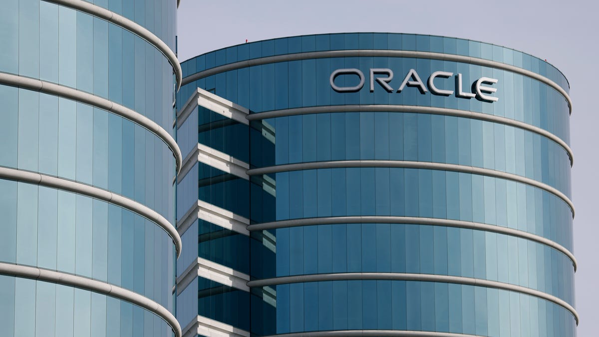 Oracle stock gives investors whiplash as Larry Ellison touts AI 'hypergrowth' but earnings fall short