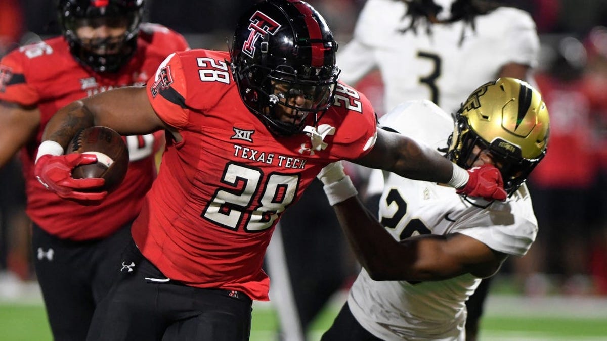 Texas Tech standout RB Tahj Brooks returning for 2024 season