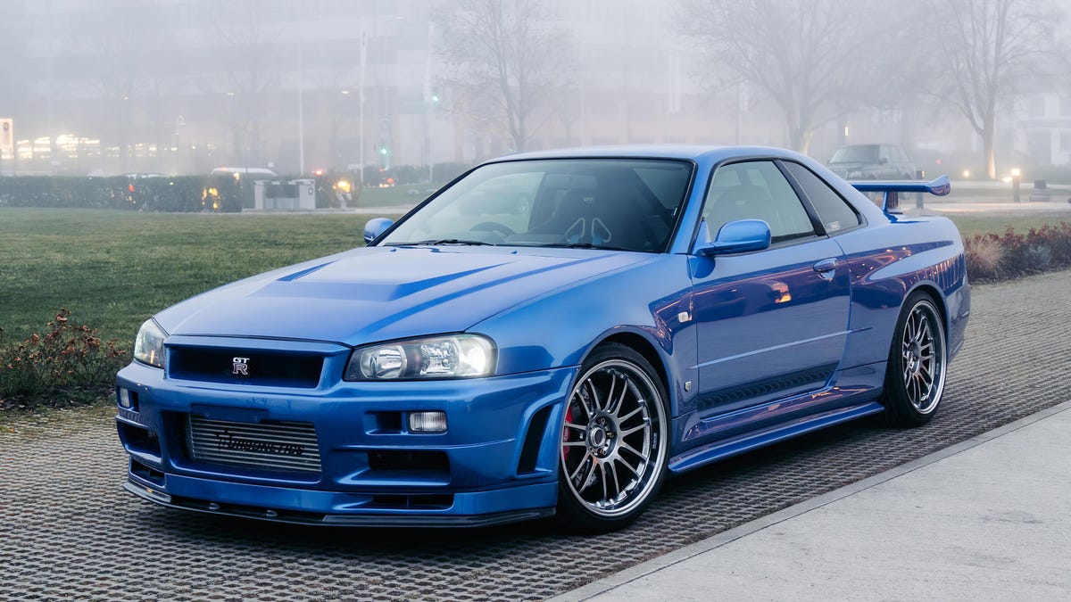 Paul Walker's 'Fast and Furious' Nissan Skyline R34 GT-R Goes Up for  Auction