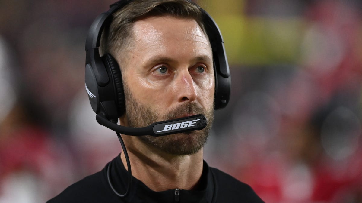 Cardinals Fans Want Head Coach Kliff Kingsbury Out