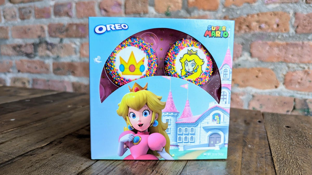 Here's Why Princess Peach Was Missing From Super Mario Oreos