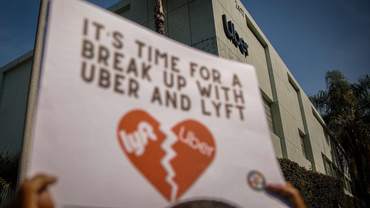 Uber and Lyft are threatening to leave Minneapolis. Here's what to know