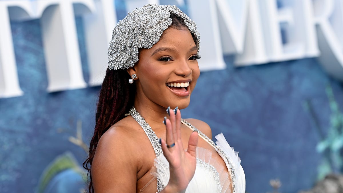 Heres Why Halle Bailey Got Emotional Filming Part Of Your World In The Little Mermaid