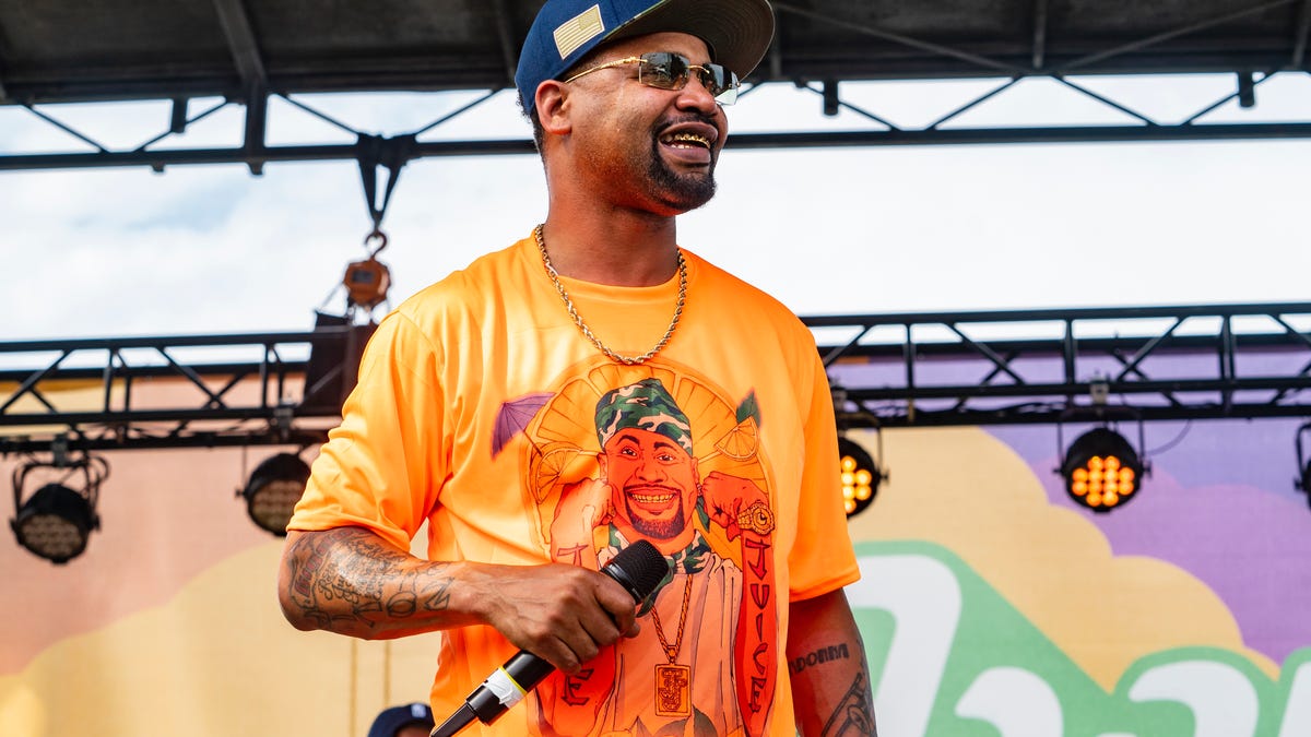 Rapper Juvenile kicked off American Airlines flight