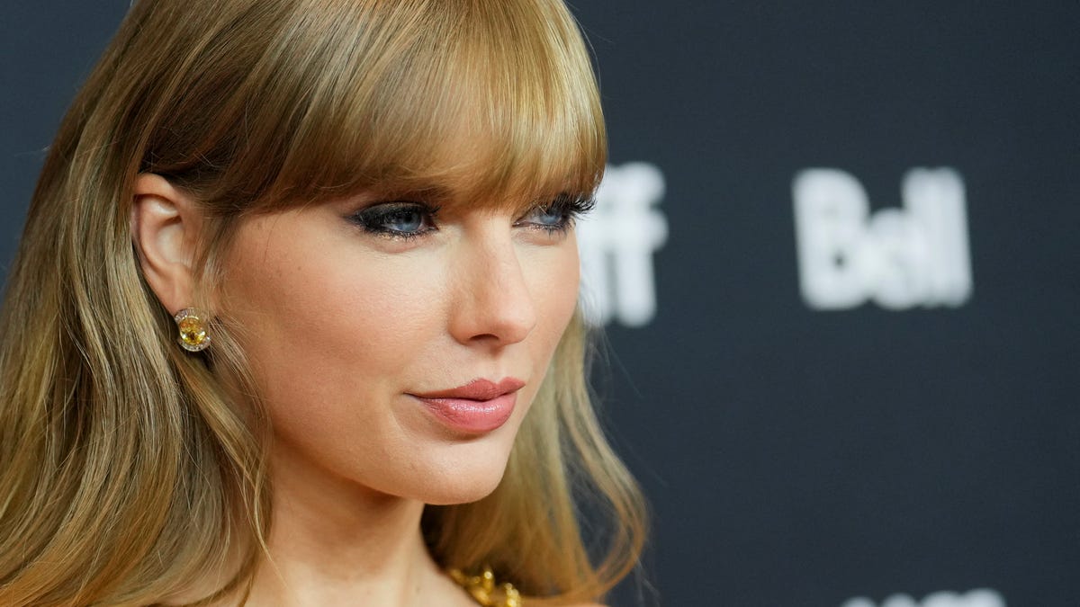 Taylor Swift's Midnights could break a vinyl sales record