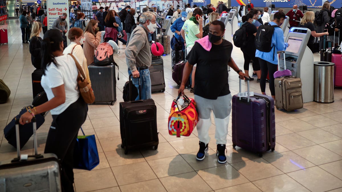 tsa unvaccinated travel to usa