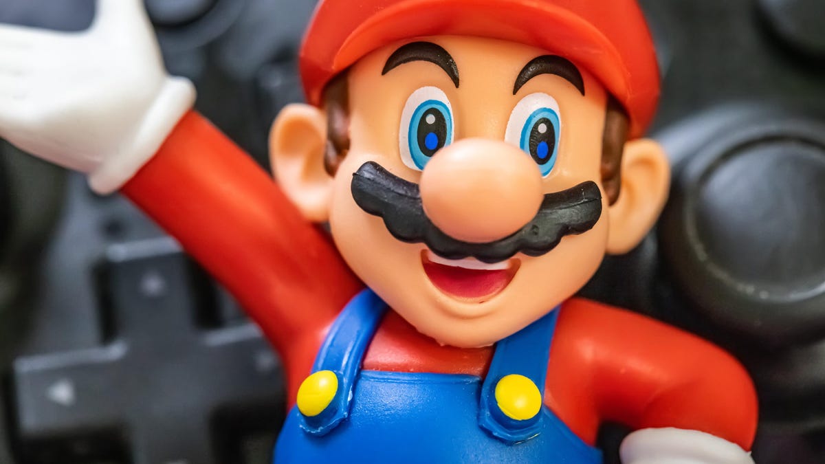 Trojanized Super Mario game used to install Windows malware