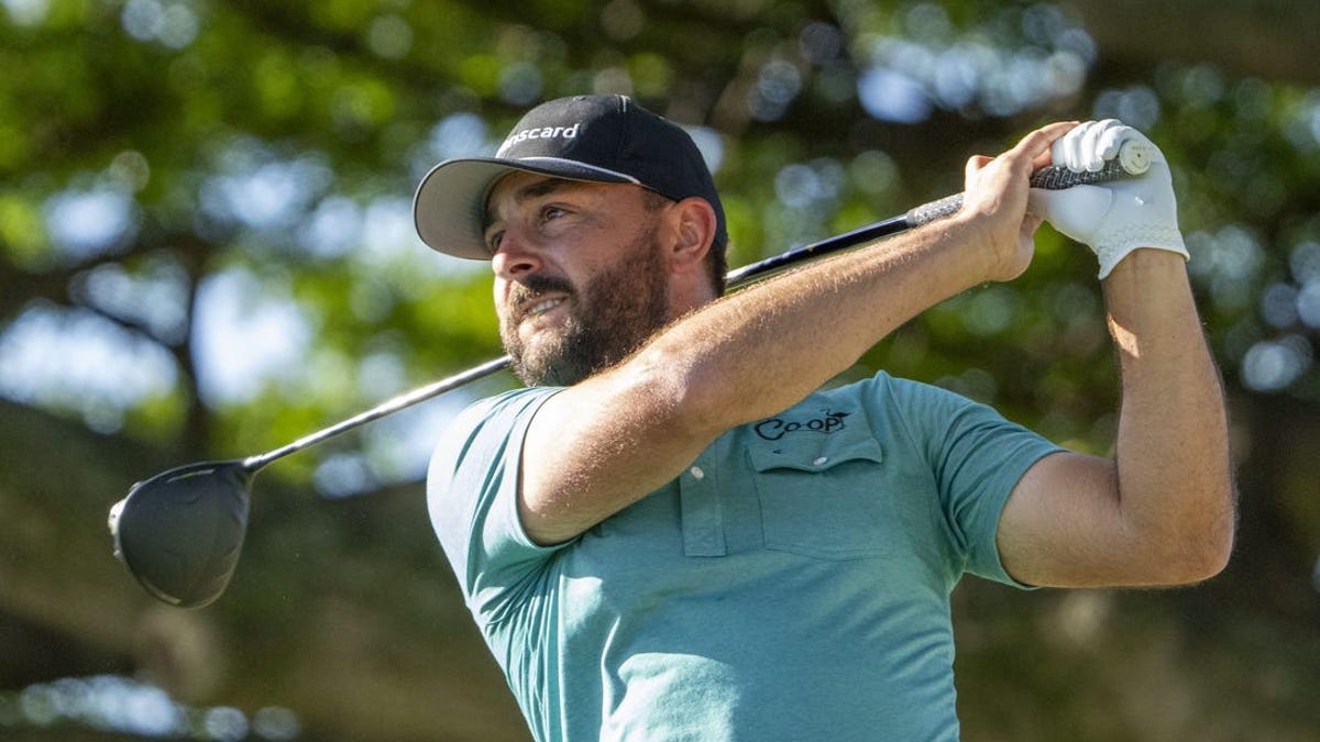 Stephan Jaeger finishes with flourish, takes lead at Farmers