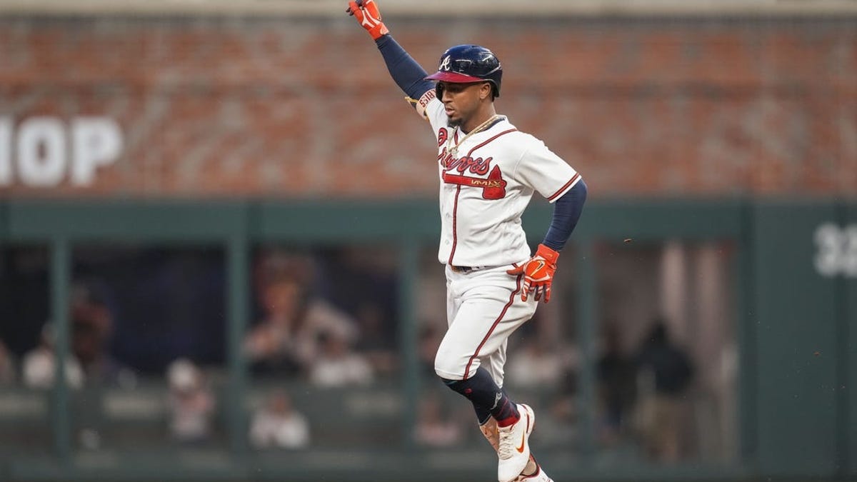 Braves outfielder Ronald Acuña Jr. steals 70th base to make