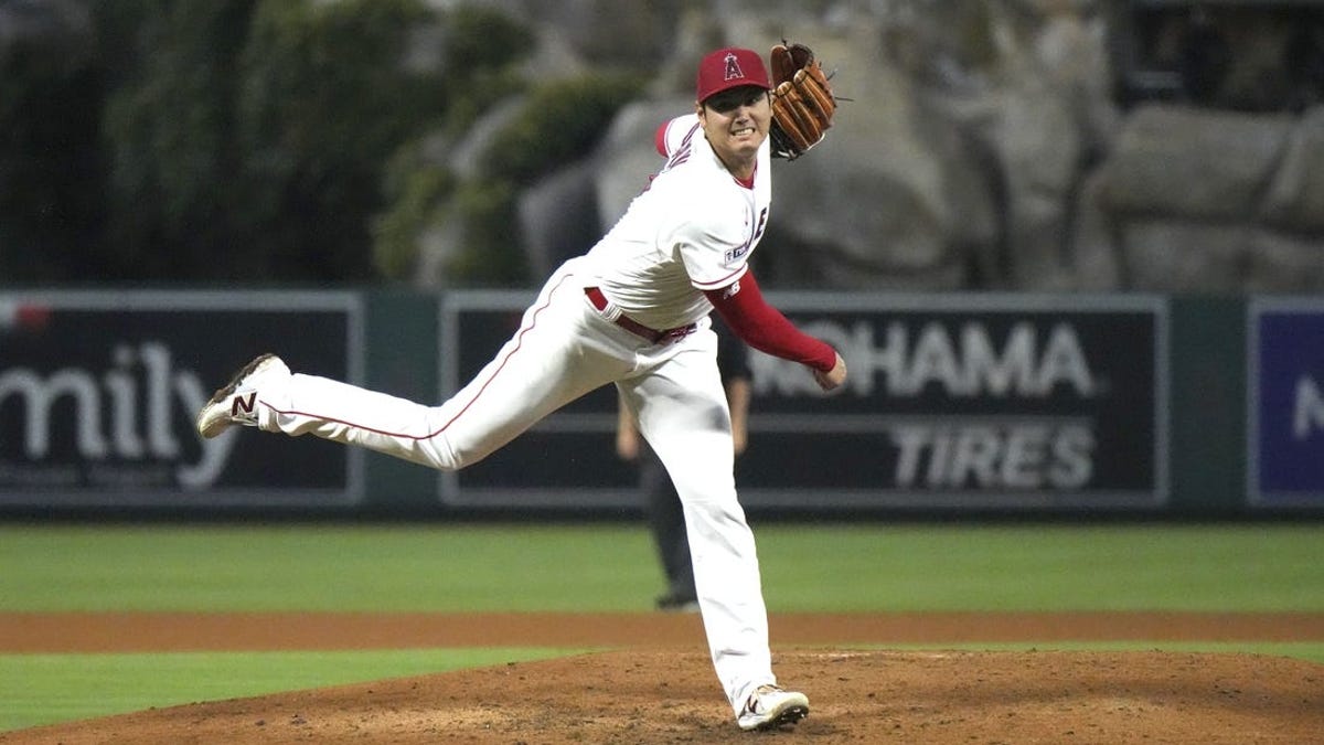 Shohei Ohtani leaves the mound abruptly in 2nd inning because of arm  fatigue, Angels say