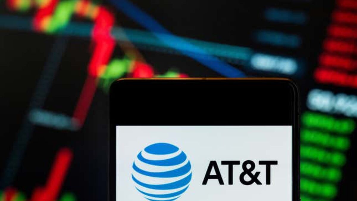 AT&T announces massive hack of 'nearly all' cellular customers