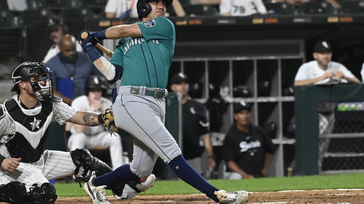 The Seattle Mariners rock the Chicago White Sox so hard, they're