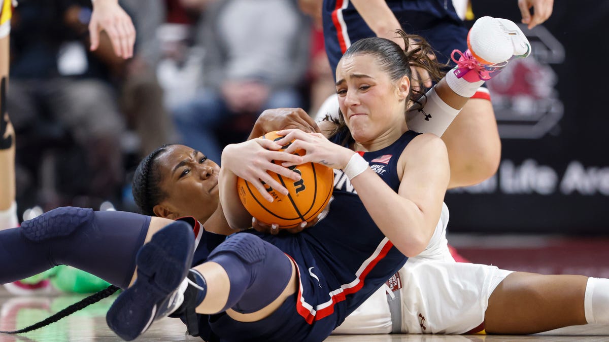 UConn's Aaliyah Edwards signs NIL deal in Canada, but can't talk about ...