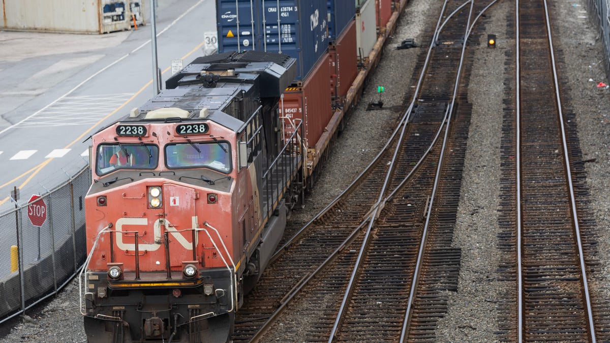 The drivers are back at work at CN, but the problems with the Canadian railway are not over yet