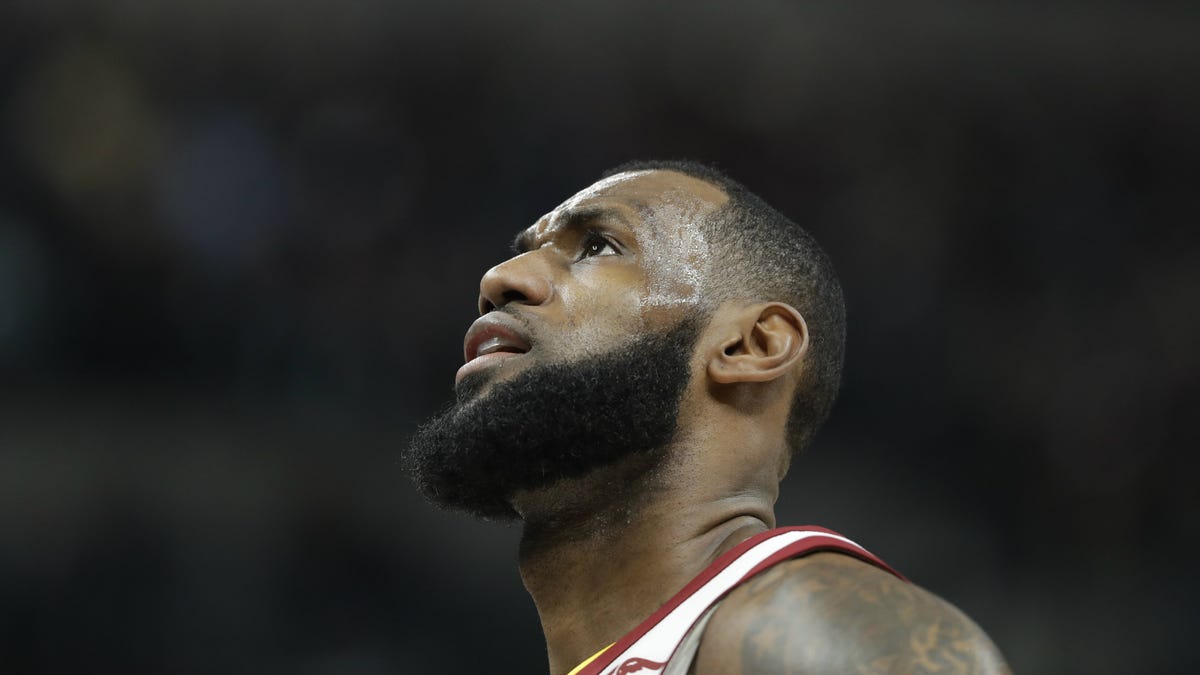 LeBron James Congratulated Himself On Instagram For Nearing 30,000 Points