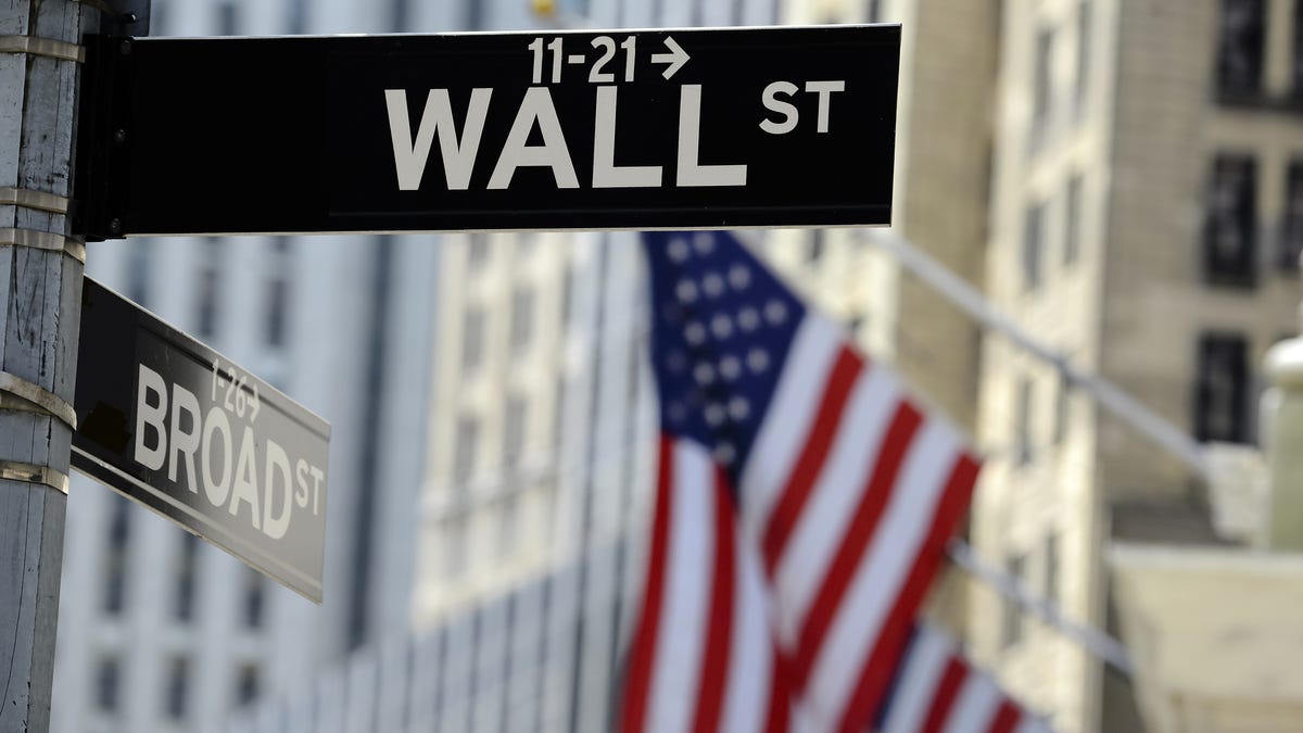 Big bonuses make Wall Street analysts the best paid in the world