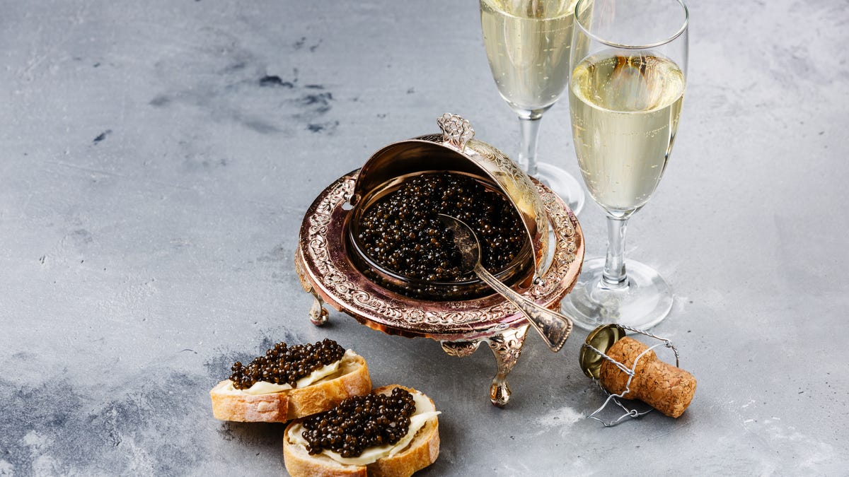 The 10 most luxurious airline perks for wealthy fliers