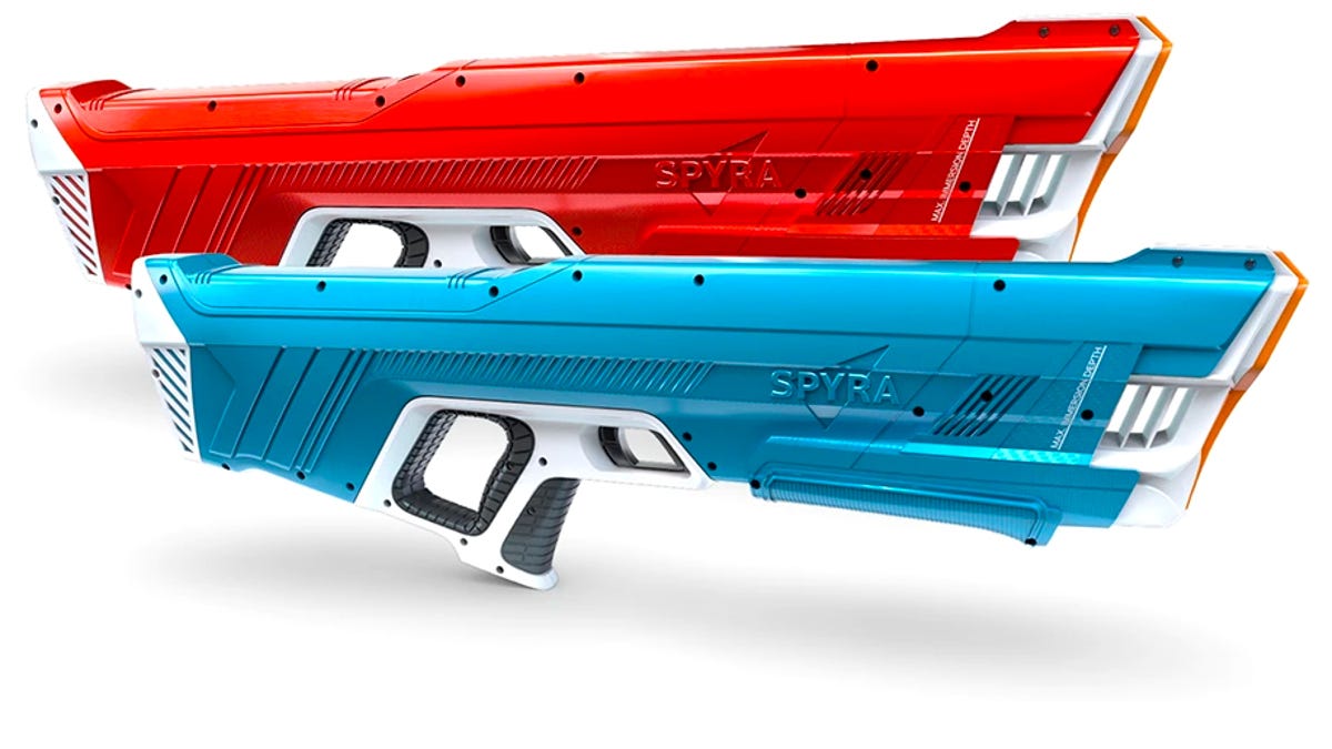 Supreme SpyraTwo water blaster  supreme water gun . First look
