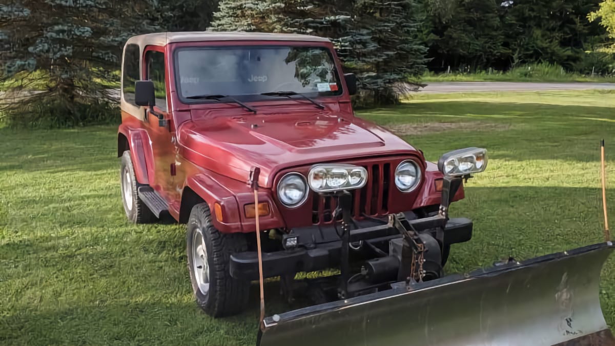 At $6,000, Is This Plow-Pushing 1998 Jeep Wrangler a Deal?