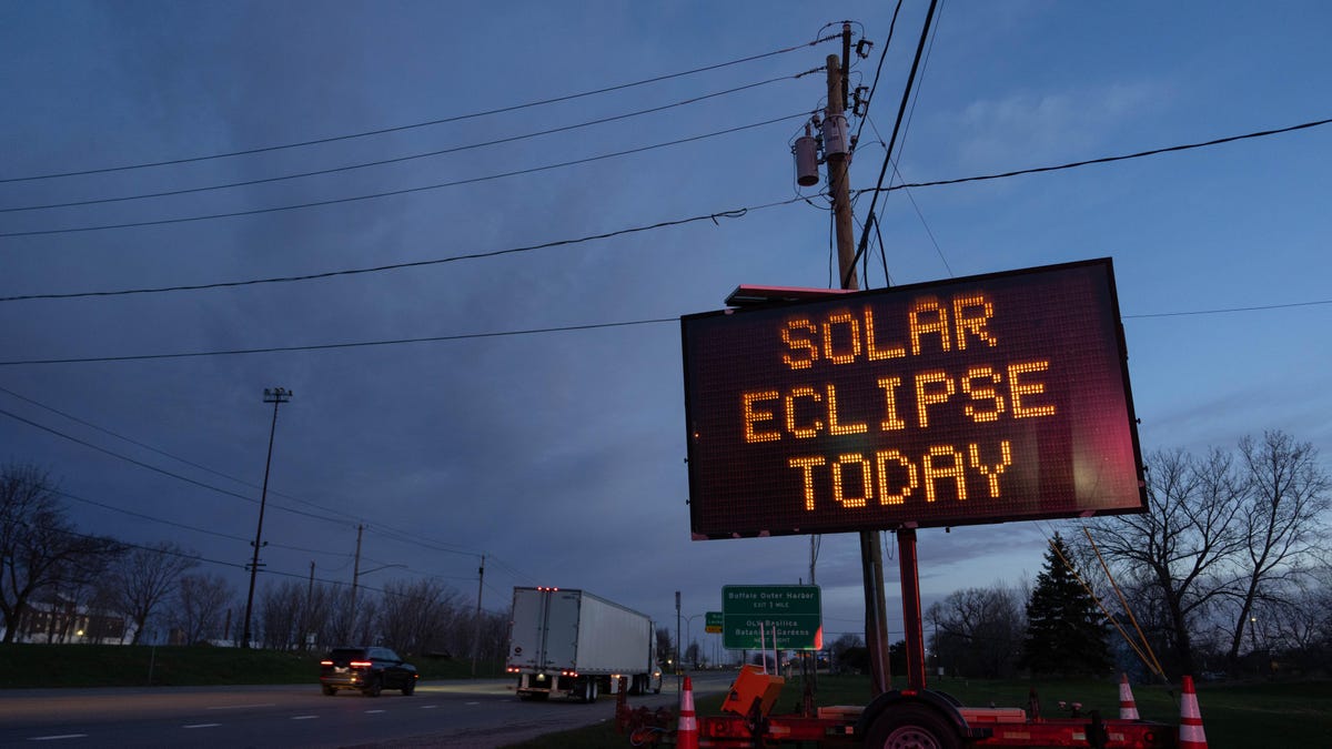 Today's total solar eclipse could be worth more than $1 billion to the U.S. economy