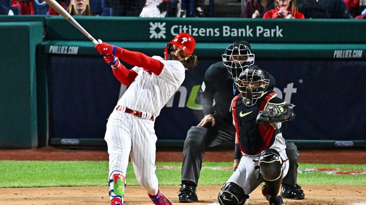 Awesome fan video of Bryce Harper's Game 3 home run goes viral