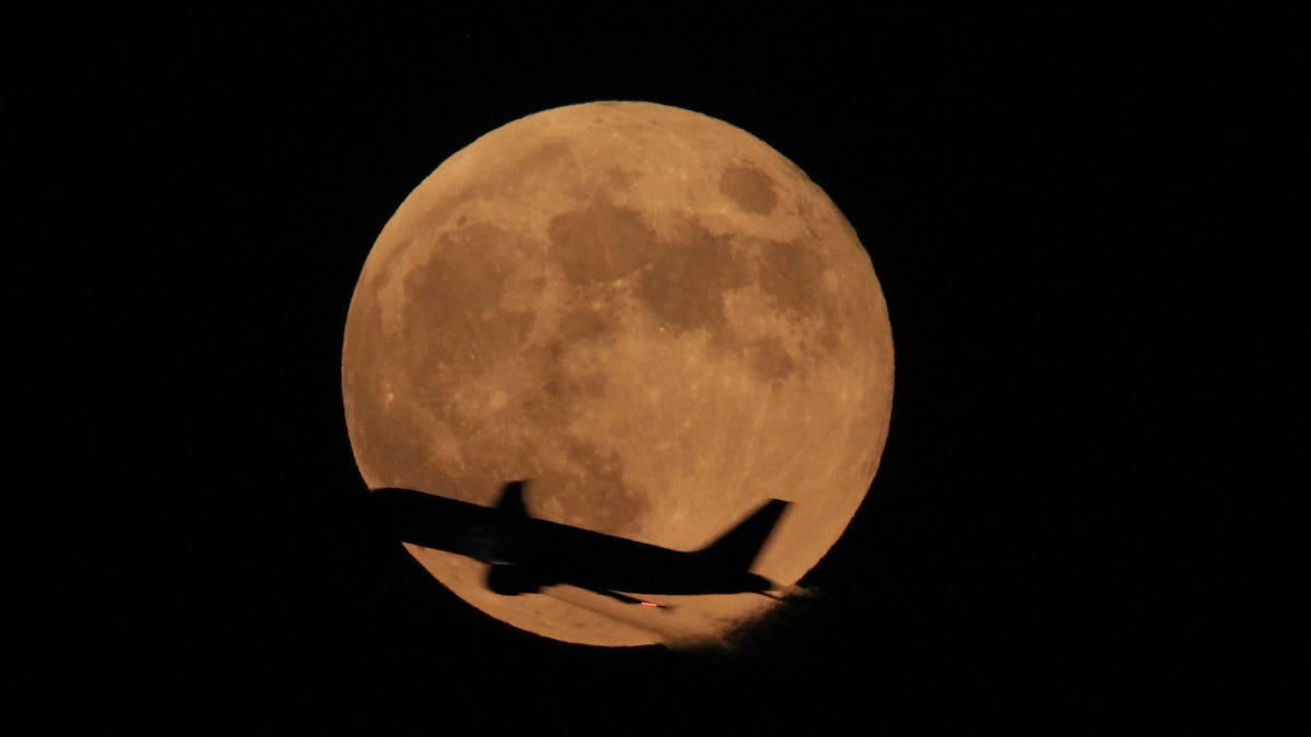 Prepare yourselves: A rare “supermoon lunar eclipse” is coming
