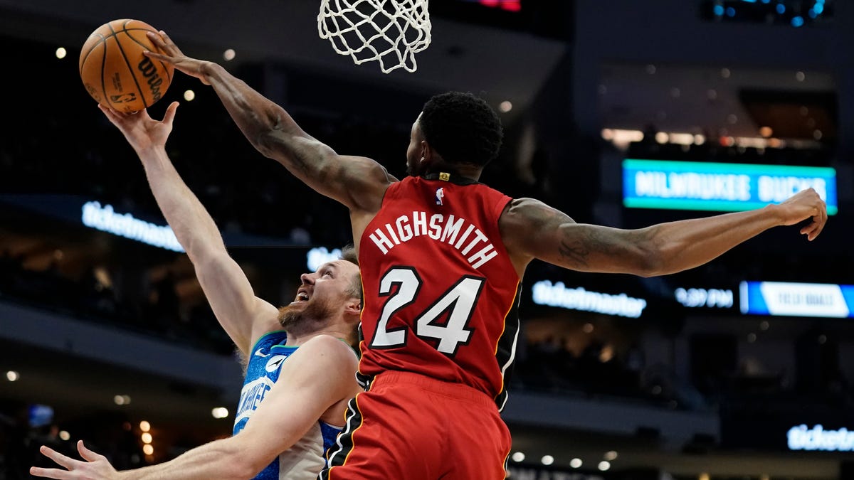 El Jugador de la NBA Haywood Highsmith es Demandado por el Hombre con quien Chocó