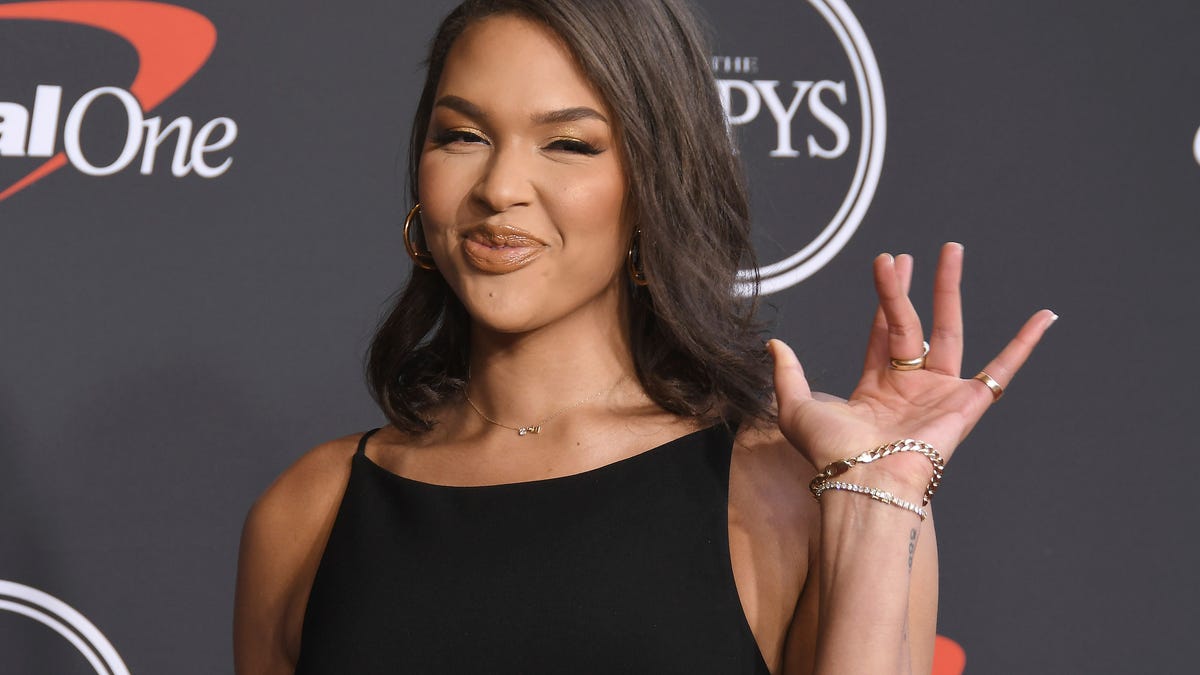 WNBA: Can Liz Cambage lead the Los Angeles Sparks back to glory