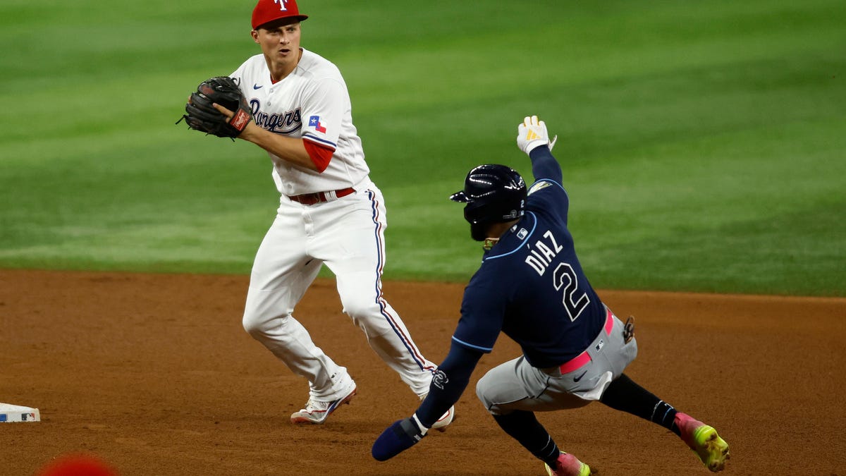 The Rays-Rangers winner will advance to the World Series