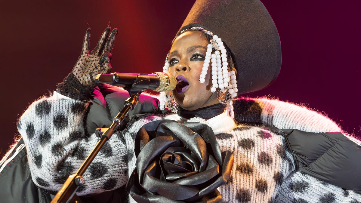 Lauryn Hill Postpones Remainder of 2023 Tour Stops Until 2024