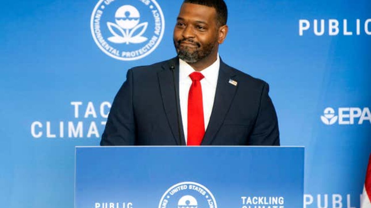 EPA bans consumer use of a toxic chemical widely used as a paint