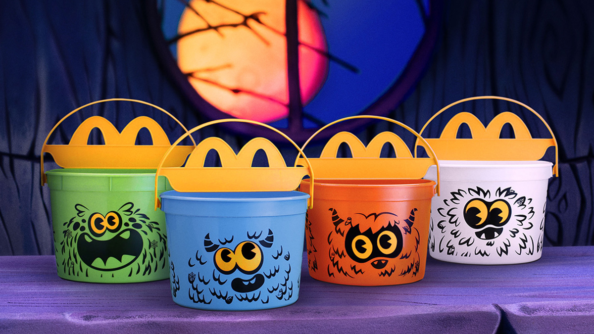 Les nouveaux Boo Buckets de McDonald s pour Halloween divisent les fans de Happy Meal