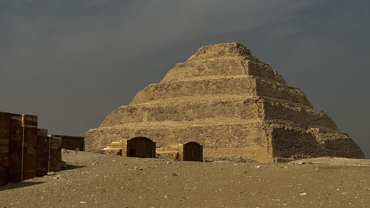 Thirty-one different Egyptian pyramids appear to have been built along a branch of the Nile River that dried up millennia ago, according to new resear