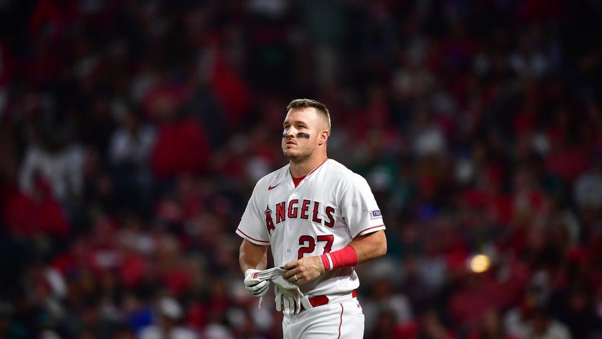 Angels expect Mike Trout back before the end of the month