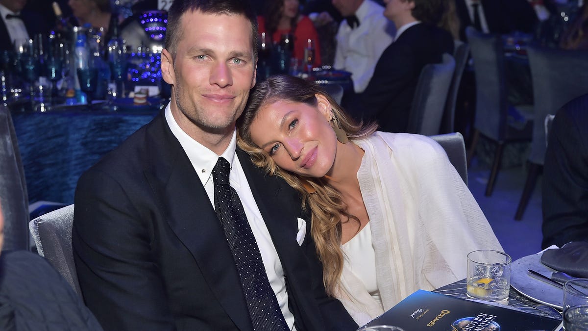 Gisele Bundchen Gave Tom Brady Ultimatum, Family Over Career