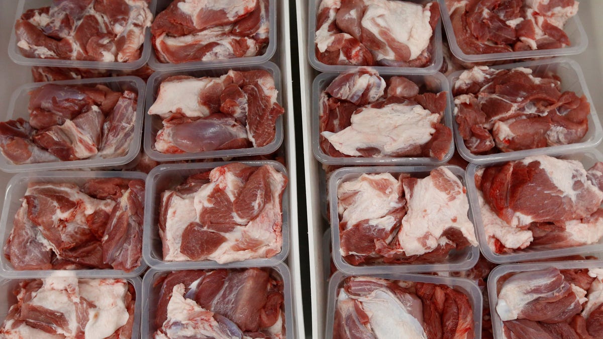 Can halal meat be labelled as organic in the EU?