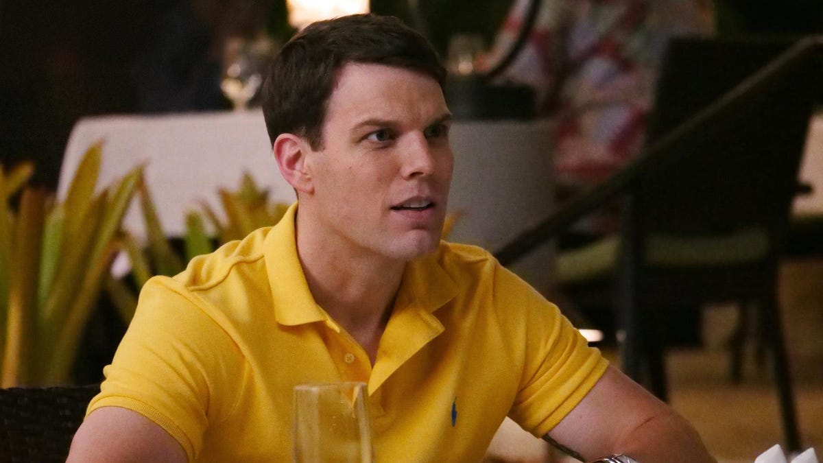 Jake Lacy Says Aloha to 'The White Lotus' - The New York Times
