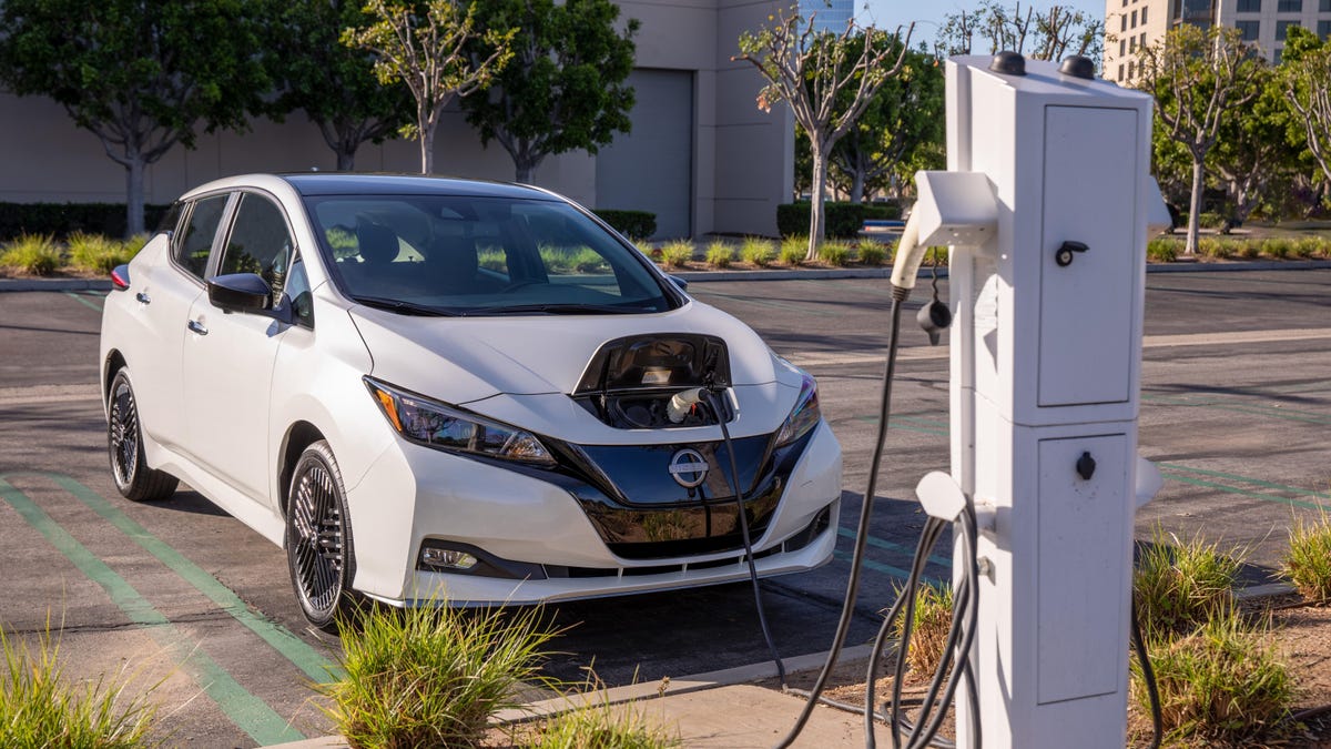 Carr nissan leaf deals lease