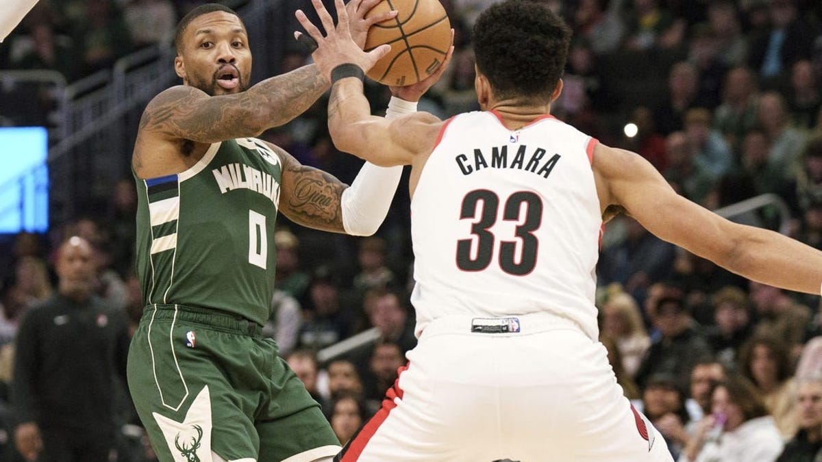 NBA Roundup: Ex-Blazer Damian Lillard Seals Bucks Win