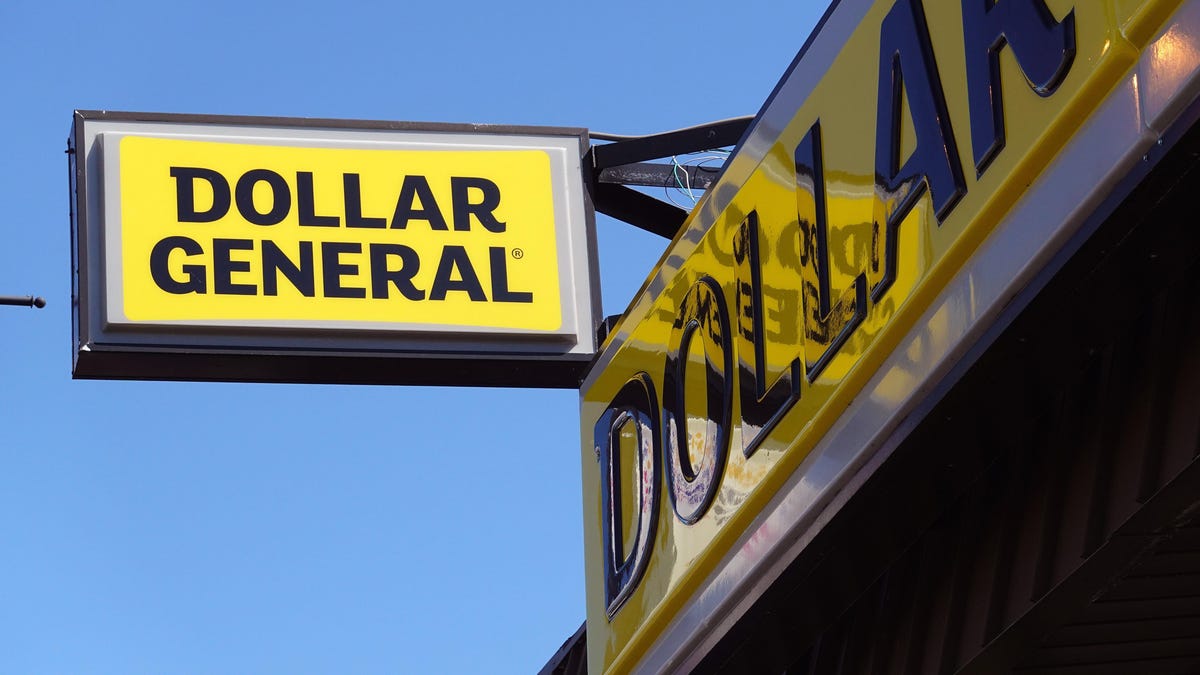 Dollar General second-guesses self-checkout with labor spending