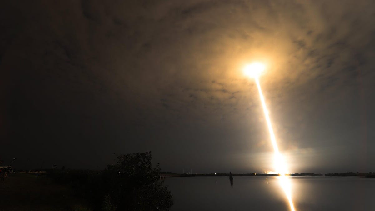 Returning SpaceX rockets create bright ‘holes’ in the sky