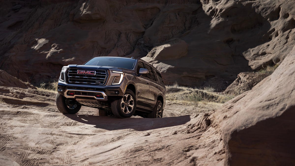 Refreshed 2025 GMC Yukon Gets A Column Shifter, A Giant Touchscreen And ...