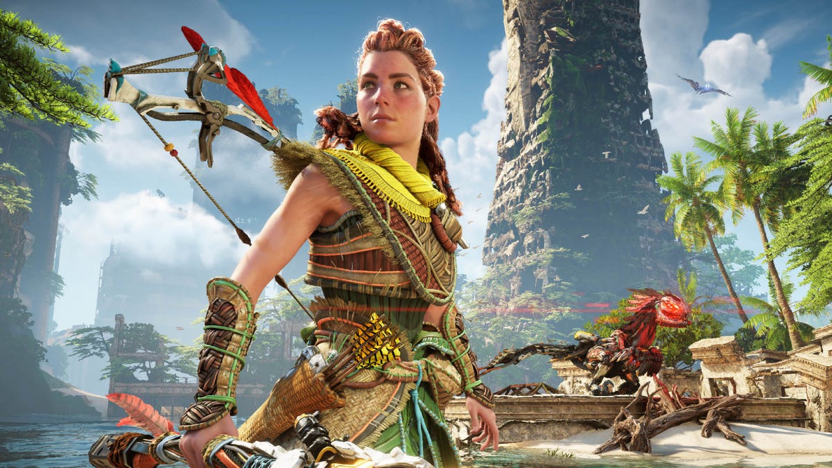 Sony Inspects Aloy's New Face In 'Horizon Forbidden West