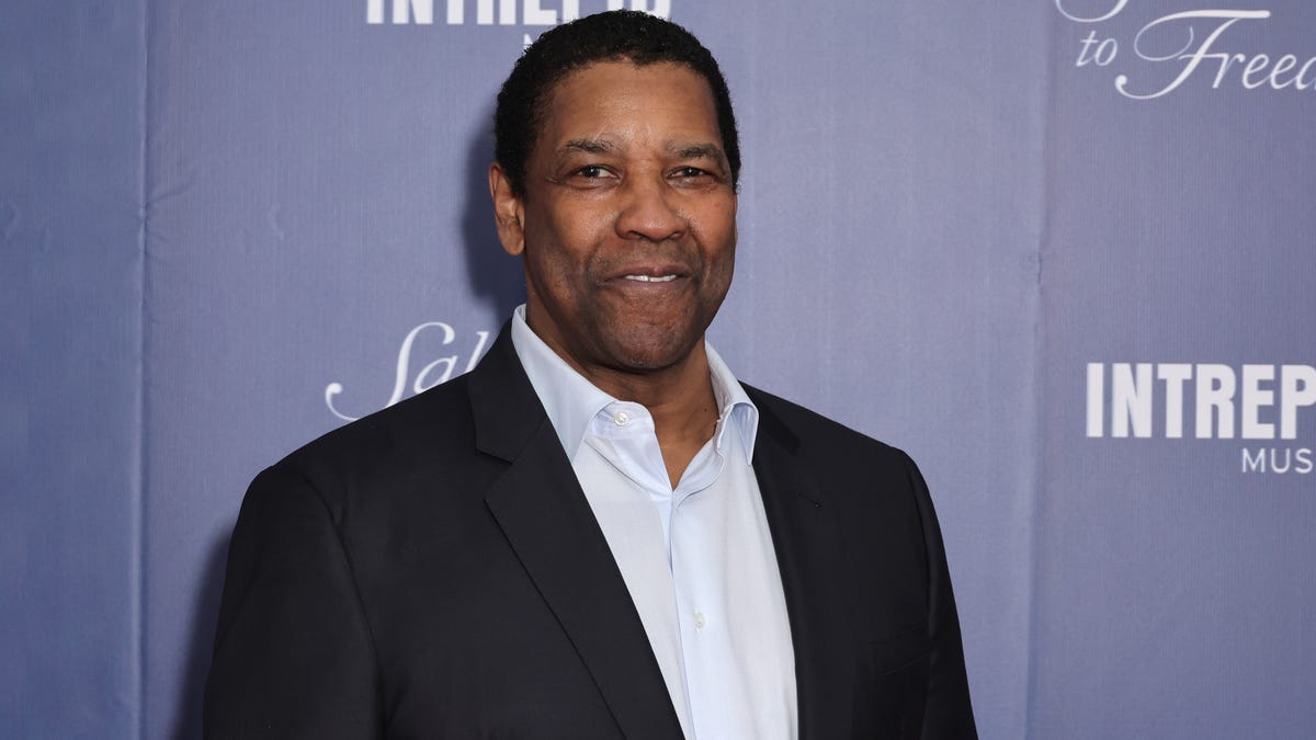 Denzel Washington Tests Positive For COVID, Forced To Miss White House ...