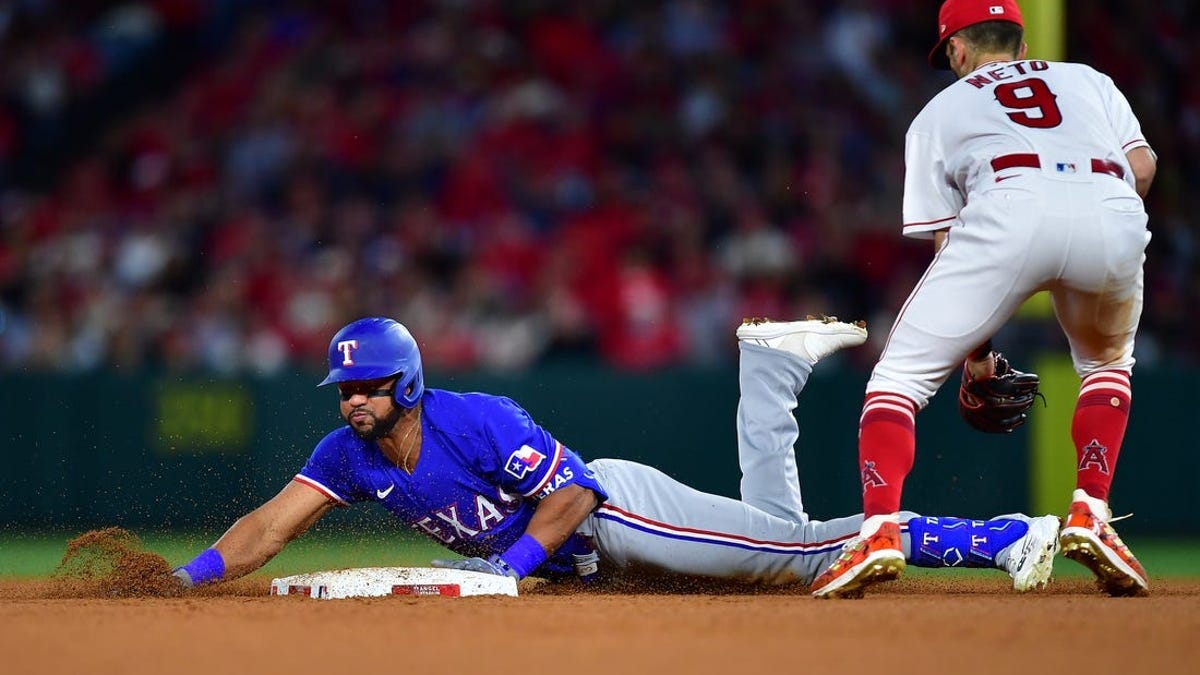 Ezequiel Duran lifts Rangers to win over Angels