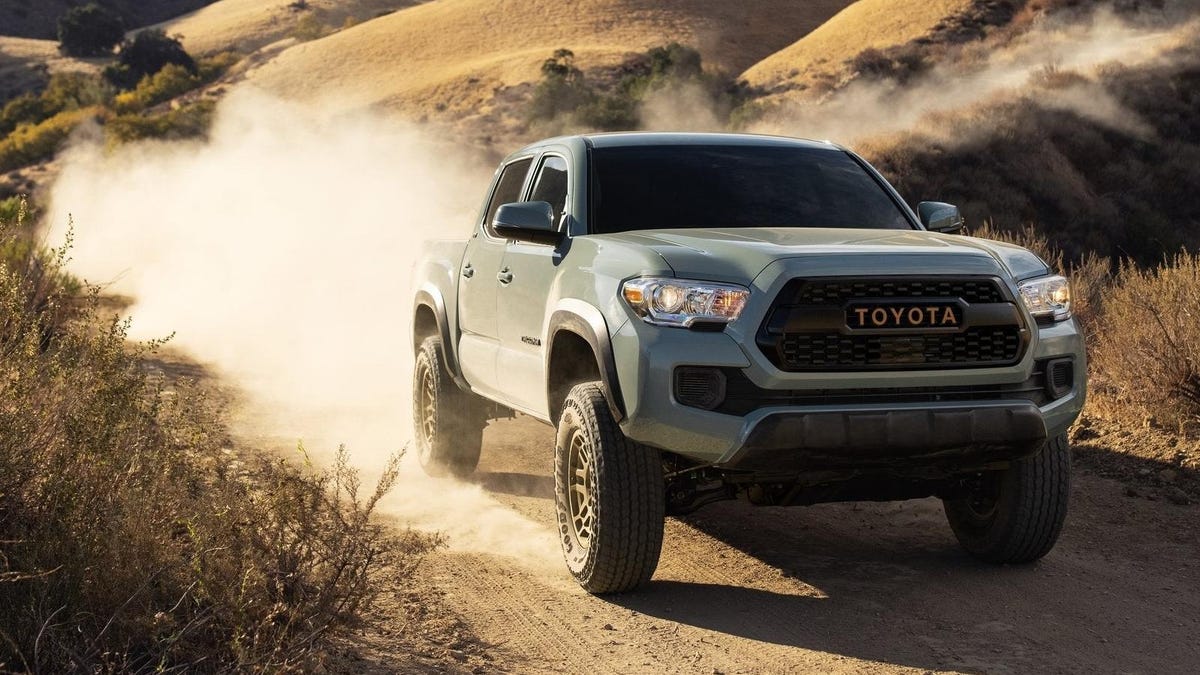 Massive Recall: 381,000 Trucks Known for Reliability Facing Rear Axle Issues