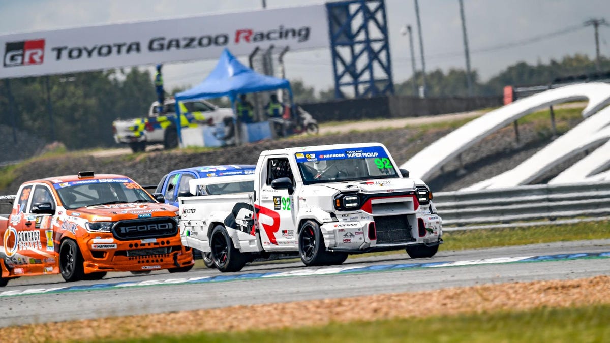 Toyota Is Sending A ,600 Pickup Truck Racing