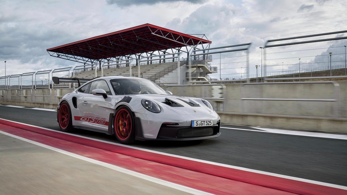 This is the new Porsche 911 GT3 RS and it's pretty much a race car now